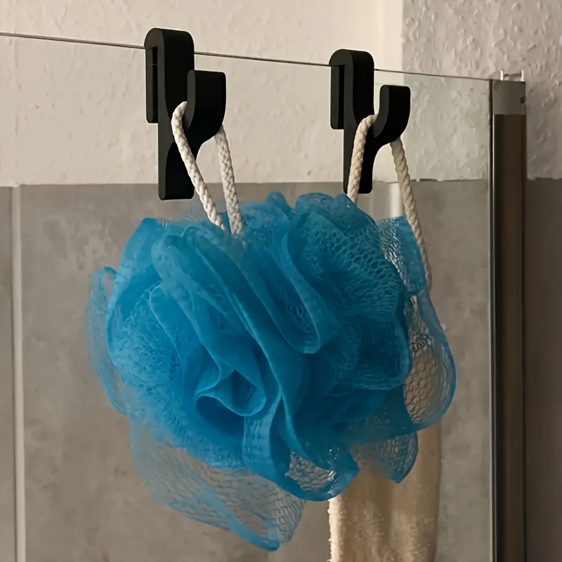 Home Essentials Bathroom Accessories - Набор из 2 белых/2 черных крючков